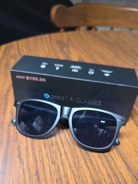 DMES AI Glasses Sunglasses - Matte Black Frame with Dark Lenses